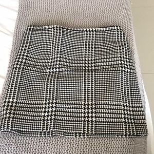 HogsTooth Mini Skirt